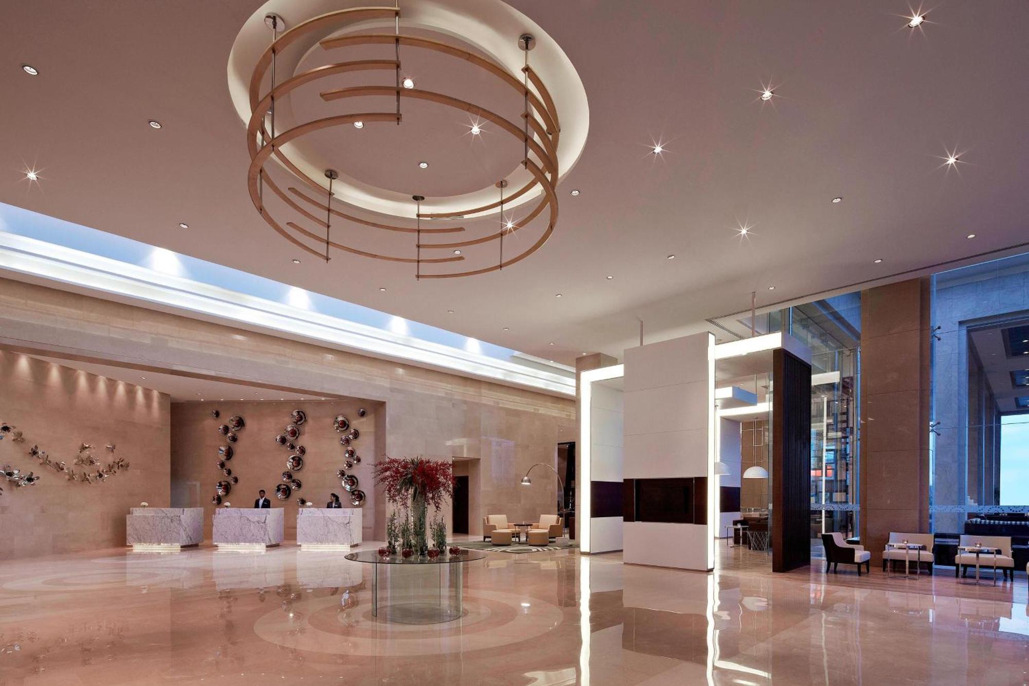 Courtyard By Marriott Pune Chākan Buitenkant foto